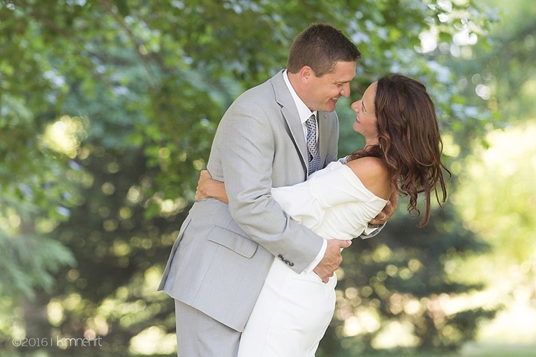 027kimnehrtphotography-root-wedding-maplelawnbarn-springfield-illinois2016